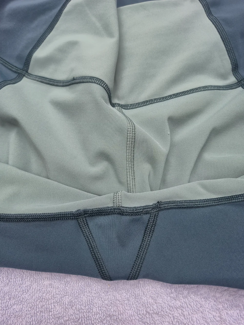 lululemon athletica Two-Tone Olive & Forest Green High-Rise Capri Leggings